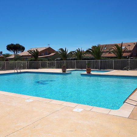 LES MARINES 2 - Villa en résidence avec piscine à 2 pas de la plage Saint-Cyprien  Exterior foto